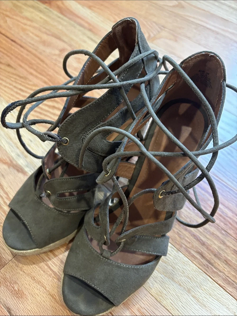 Olive Green Lace-Up Espadrille Wedge Sandals |‎ Size 8.5 | Size 39